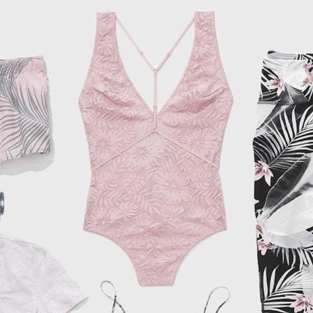 New VS Floral Lace Teddy Bodysuit Pink Medium‎
